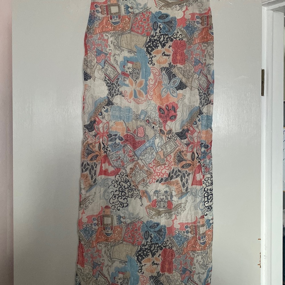Lightweight oblong Scarf